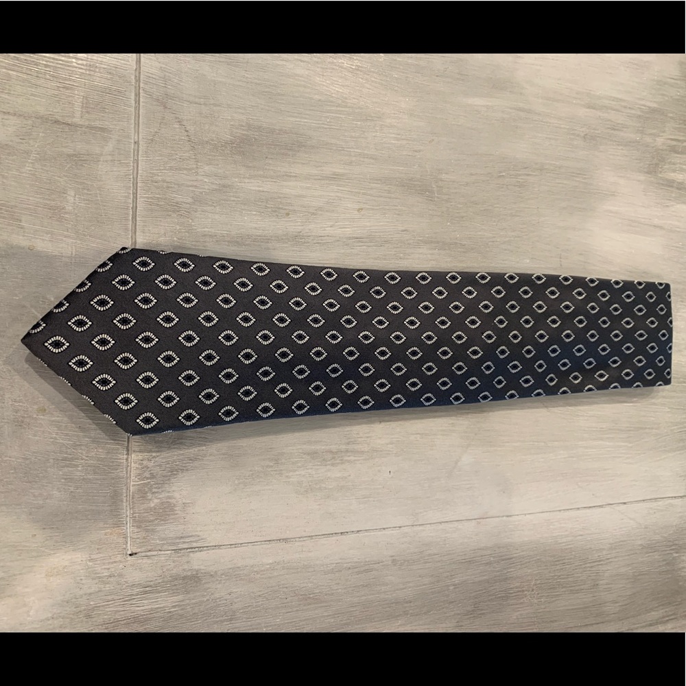 Jos. A. Bank Signature tie